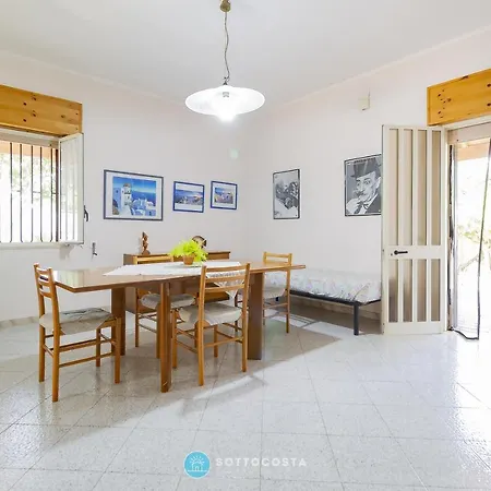 Eden Flat -torre Specchia